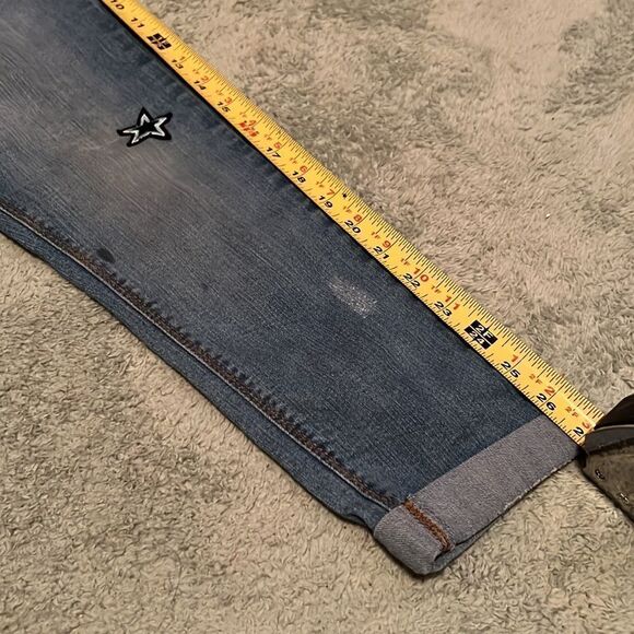 Girl Blue Jeans - Picture 2 of 10